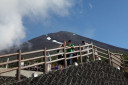 スバルライン五合目から望む富士山頂
