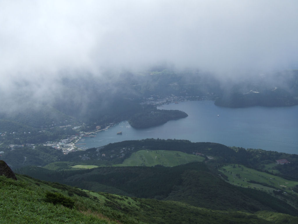 箱根駒ヶ岳山頂から観た芦ノ湖と箱根神社　2006年版